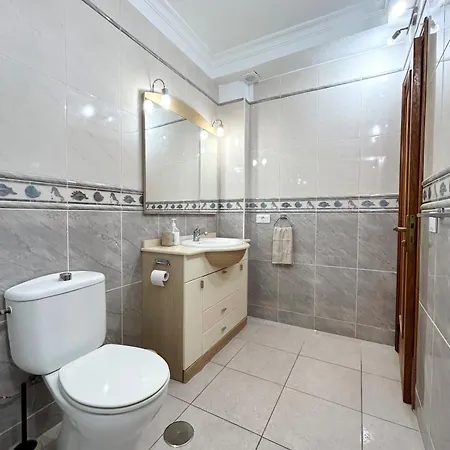 Beautiful Poolside In Diamantes * Лос Кристианос