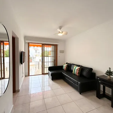 Apartment Beautiful Poolside In Diamantes *