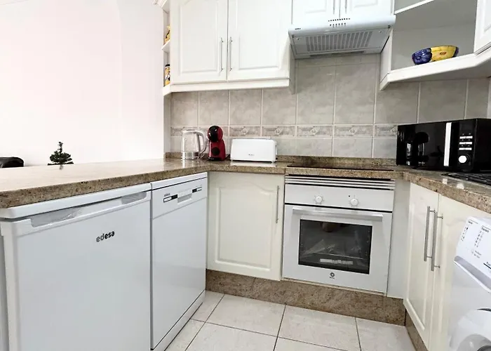 Beautiful Poolside In Diamantes 公寓 *